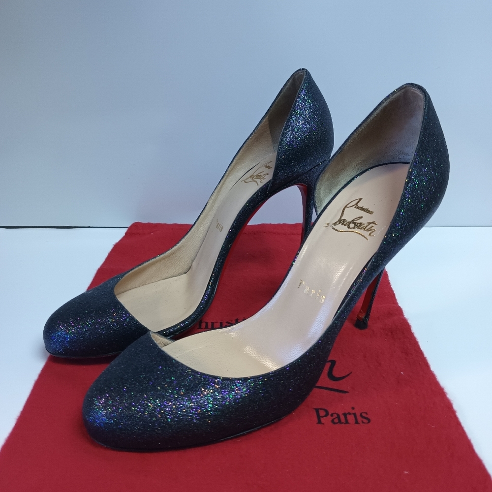 CHRISTIAN LOUBOUTIN PUMPS